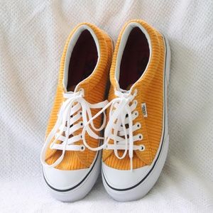 Vans Sneakers